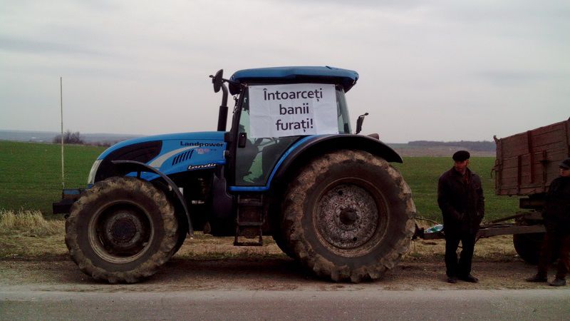Фермеры намерены 15 апреля, с 10.00 заблокировать трассы во всех районах республики.