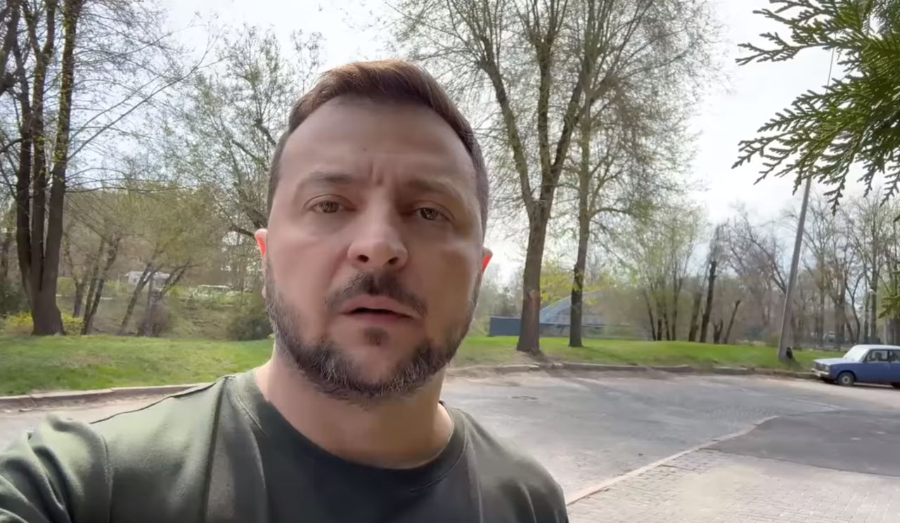 Зеленский не исключает наступления РФ на Харьков: Имеет символическое значение.