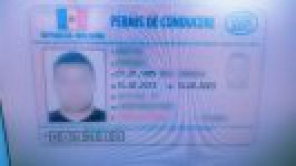 Permis de conducere fals, cumpărat cu 10 mii de ruble.