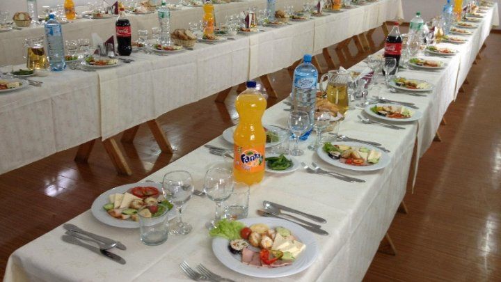 Florești: Angajații folosesc cantina pentru mese de pomenire