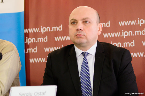 Серджиу Остаф считает, что вмешательство с целью запрета каких-либо символов таит в себе определённые угрозы.