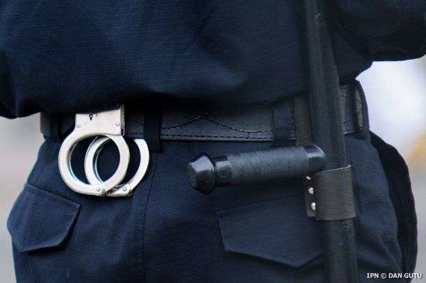 De asemenea, poliţia nu a reuşit să investigheze adecvat multiplele atacuri comise faţă de activiştii LGBTI, se menţionează în raportul dat publicităţii de  Amnesty International.