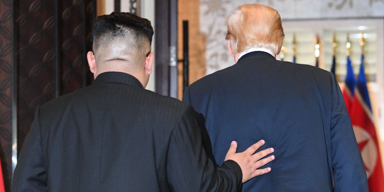 Дональду Трампу и Ким Чен Ыну не удалось ни о чем договориться.