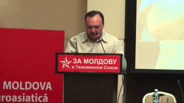 Amintim că Vladimir Bukarski a declarat anterior că „l-ar omorî personal” pe regizorul rus al cunoscutului film „Leviathan”, Andrei Zviaghințev, care a reflectat realitățile din Rusia.
