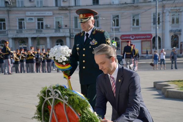 Молдова отмечает годовщину создания Национальной армии.