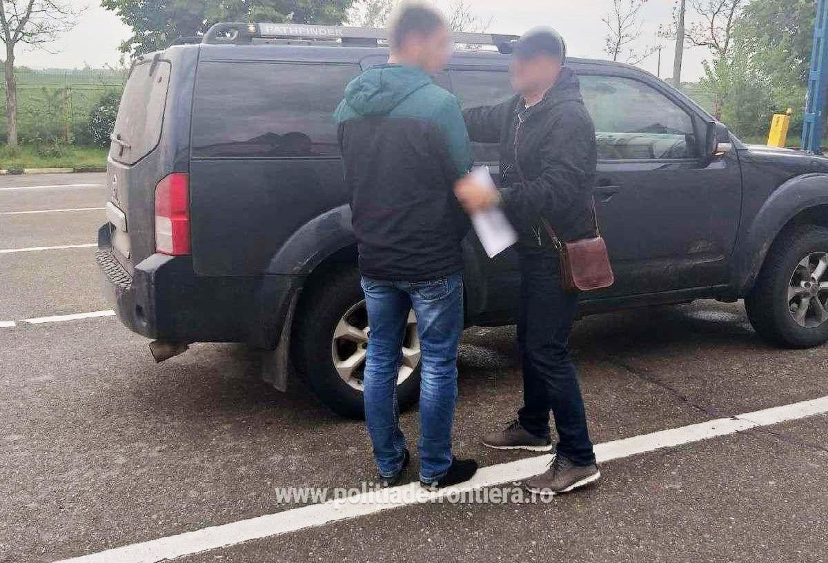 В Румынии пограничники КПП Албица выявили и задержали гражданина Молдовы, которого разыскивали власти Чехии.