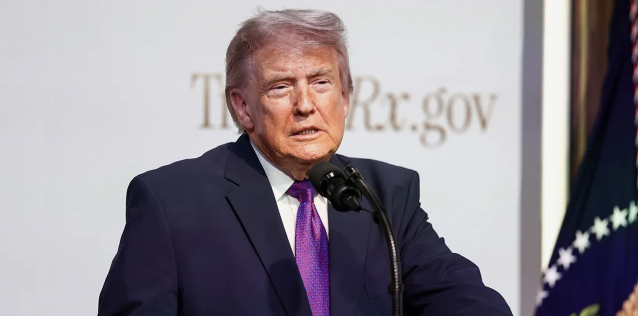 Трамп пока отказался вводить "адские санкции" против России.