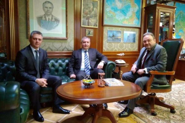 Вадим Красносельский встретился с Дмитрием Рогозиным и Сергеем Губаревым. 