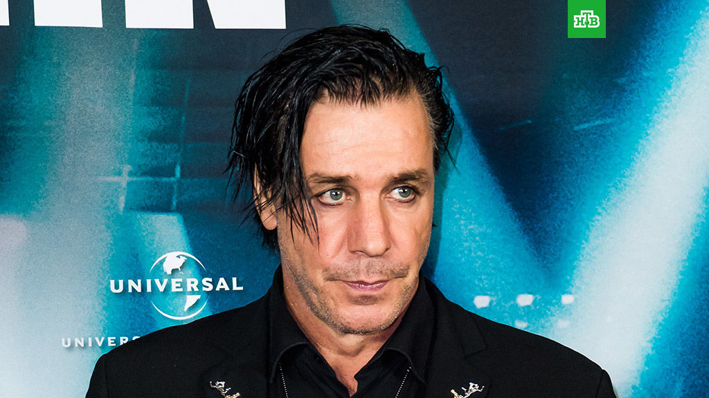 Солист группы Rammstein Тилль Линдеманн госпитализирован с диагнозом коронавирус. 