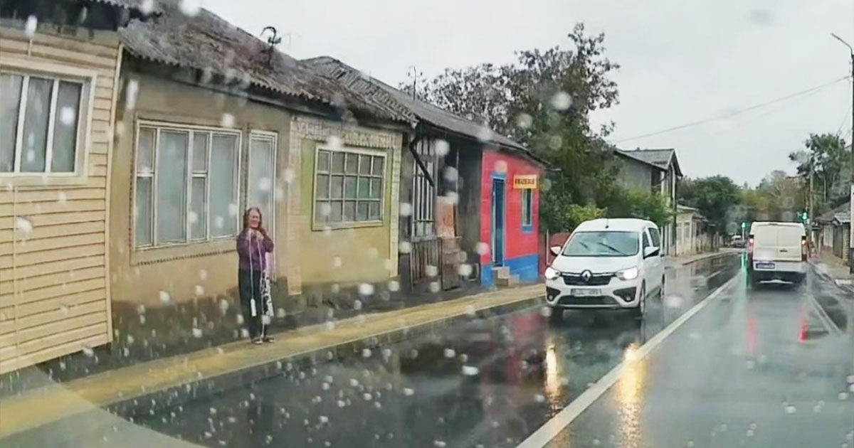 Polițiștii din Soroca au salvat o femeie care a încercat să se sinucidă.