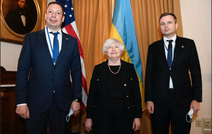 Украина получит 500 миллионов долларов безвозвратной помощи от США.
