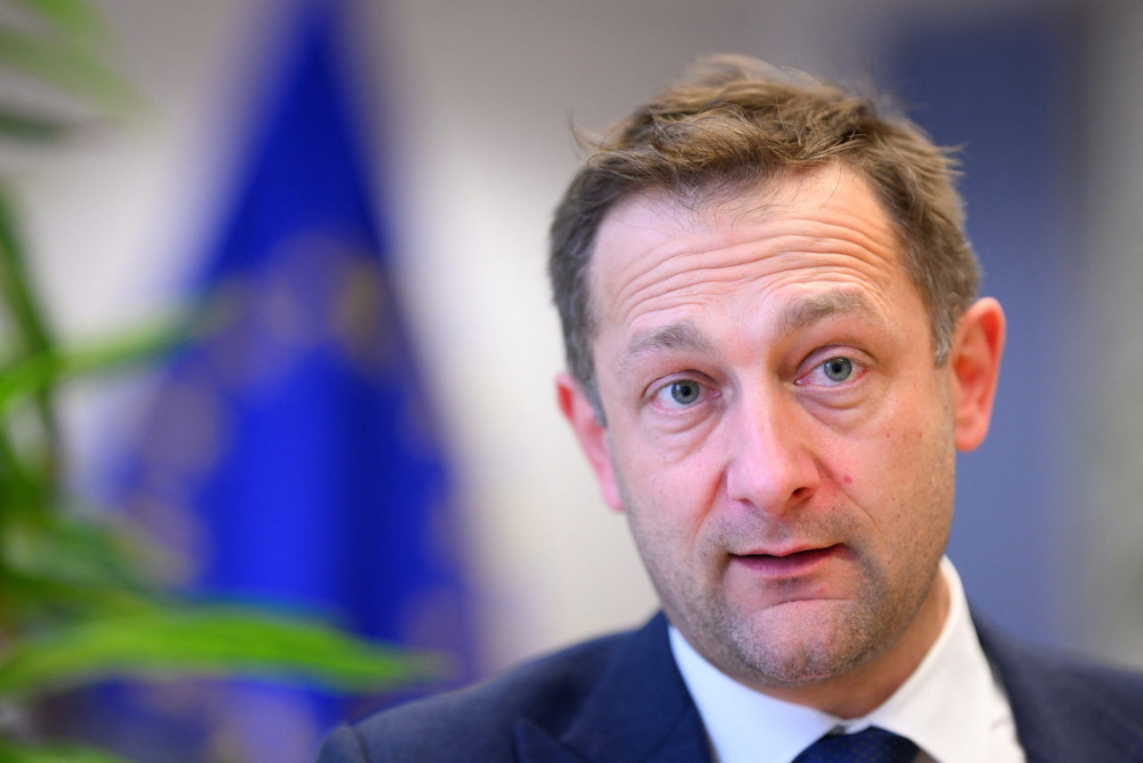 Comisar european: Noile fonduri pentru fermierii din Moldova vor fi disponibile abia din 2028.