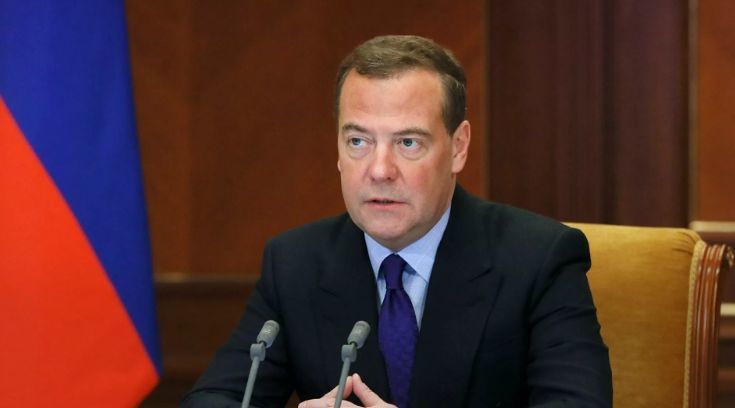 Медведев рассказал о новой тактике США.