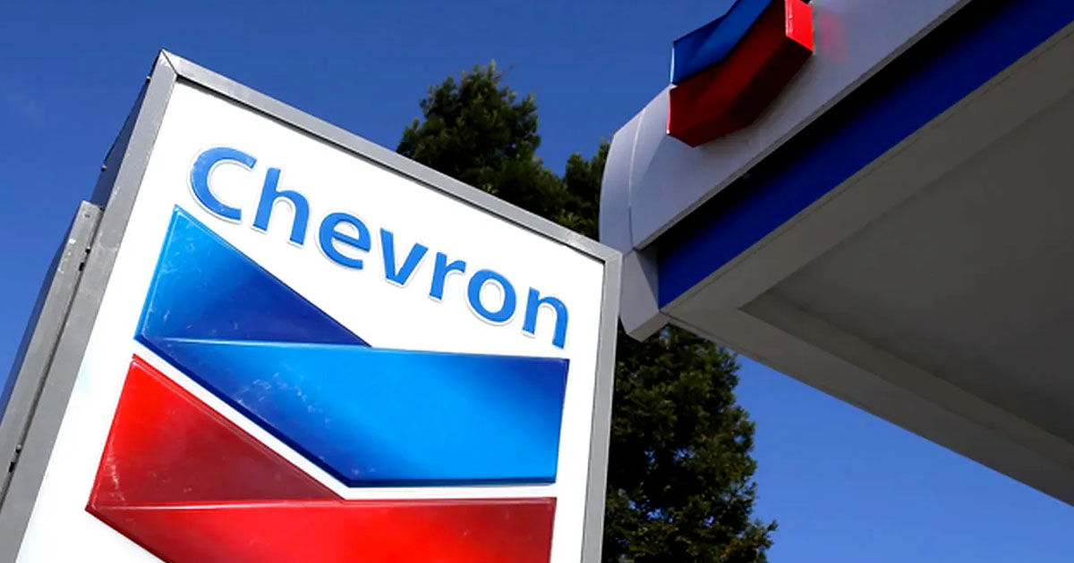 Compania Chevron este interesată de achiziționarea activelor Lukoil.