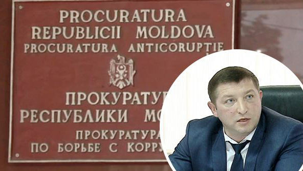 Прокуратура провела обыски в доме Руслана Попова.