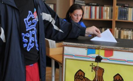 Încă un incident înregistrat la o secție de vot din Capitală. Foto: exclusivnews.ro