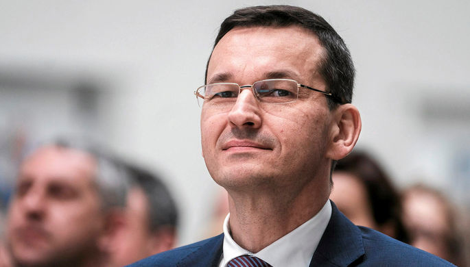 Во вторник, 12 декабря, парламент должен одобрить кандидатуру Моравецкого.