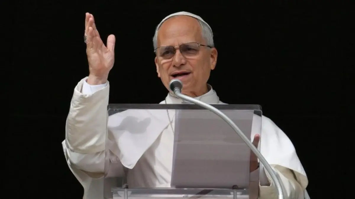 Papa de la Roma a făcut un apel pentru interzicerea definitivă a bombardamentelor aeriene.
