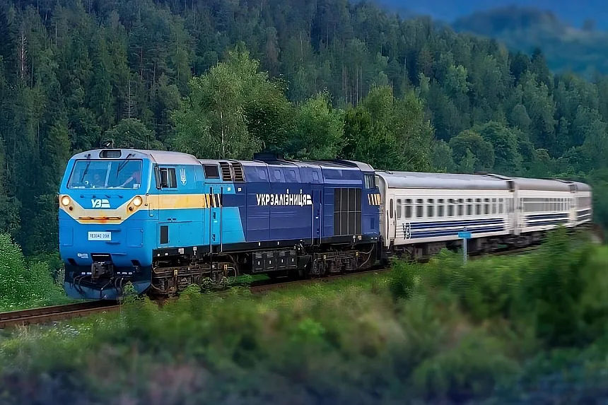 Украина исчерпала запас локомотивов на фоне российских ударов по железной дороге.