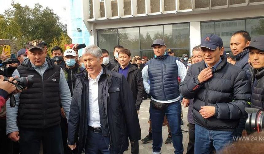 На экс-президента Киргизии Атамбаева совершенно покушение.