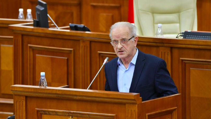 Эдуард Смирнов проведет учредительное заседание парламента.