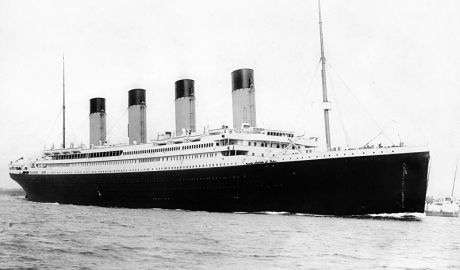 Astăzi se împlinesc 103 ani de la scufundarea în Atlantic a Titanicului, cel mai mare pachebot din lume la data plecării sale în călătoria inaugurală.