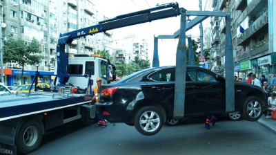 Soferii care parcheaza neregulamentar ar putea sa nu-si gaseasca masina in locul lasat.