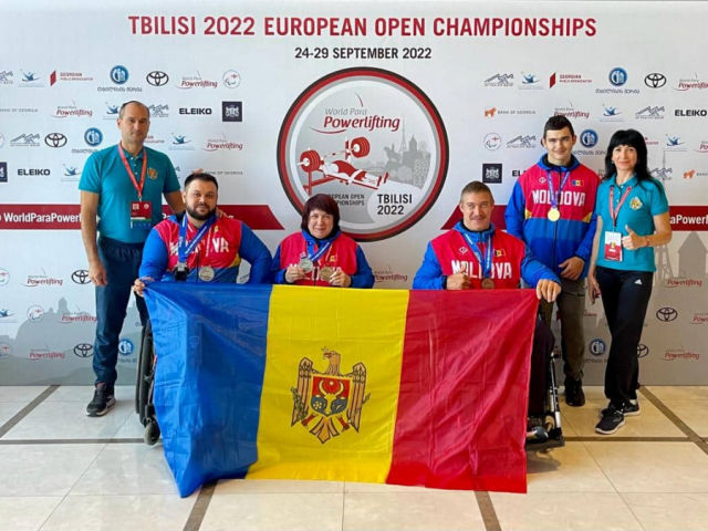 Молдавские спортсмены завоевали медали на парачемпионате Европы по пауэрлифтингу.