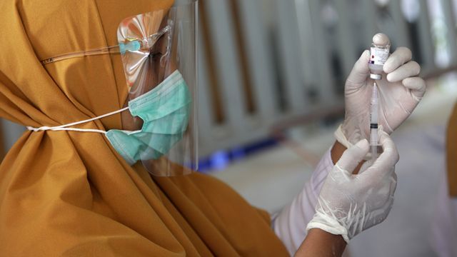 Еврокомиссия потратила €2,9 млрд на предзаказы вакцины от коронавируса в 2020 году.