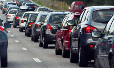 InfoTrafic 08:00: Autobuz defectat şi flux majorat de transport