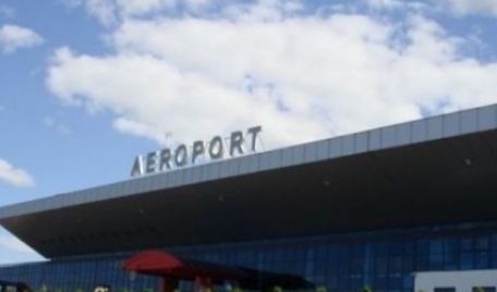 Foloseau acte false și identitate străină în afara țării. Este vorba despre două femei, reținute la Aeroportul Internațional Chișinău.