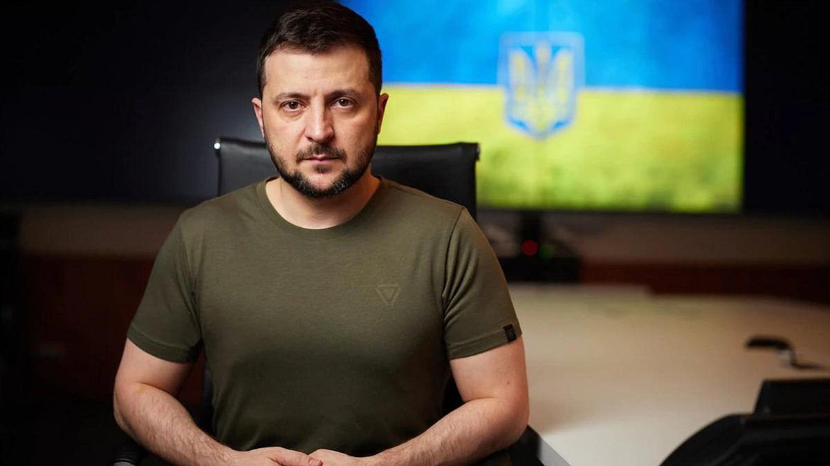 Зеленский о планах РФ прорубить коридор к Молдове: Риски есть, будем защищаться.