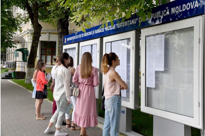 Университеты страны объявили результаты приема-2020. Фото: moldpres.md.