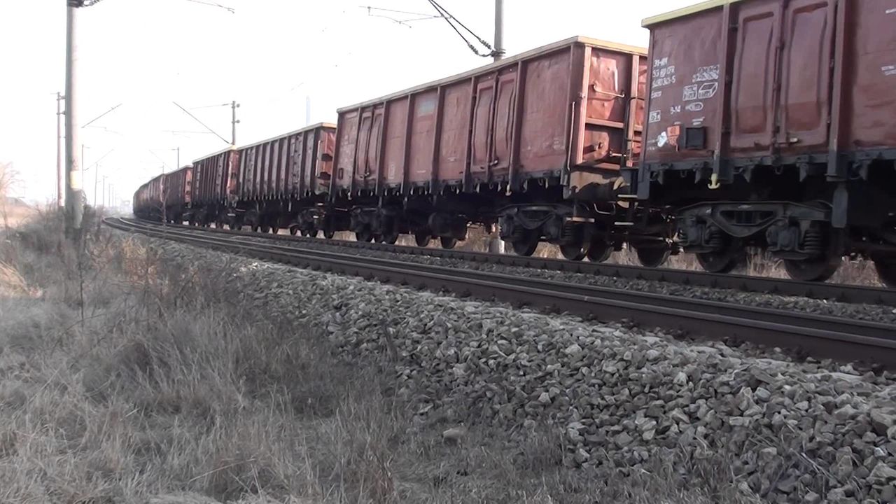 Peste 3.000 de vagoane de marfă nu mai pot fi folosite.