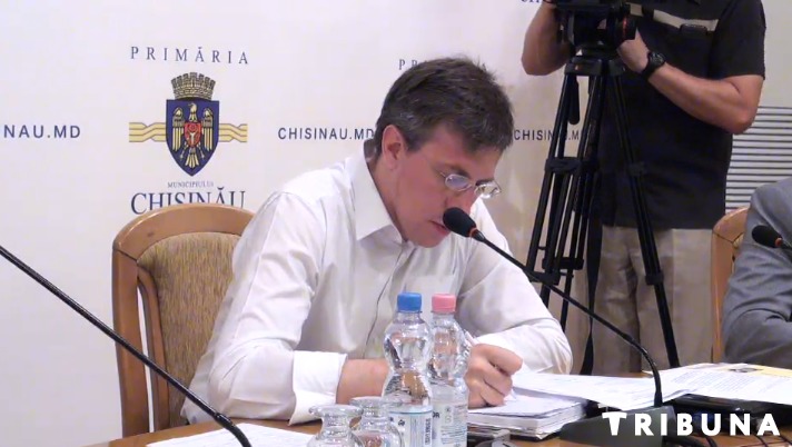 Примар муниципия Кишинева Дорин Киртоакэ.
