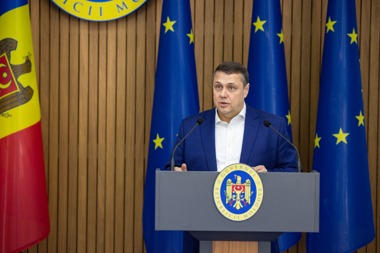 Глава миссии МВФ по Молдове Рубен Атоян.