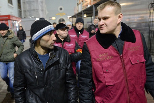 Mосквичи на первое место среди всех своих проблем ставят мигрантов.
