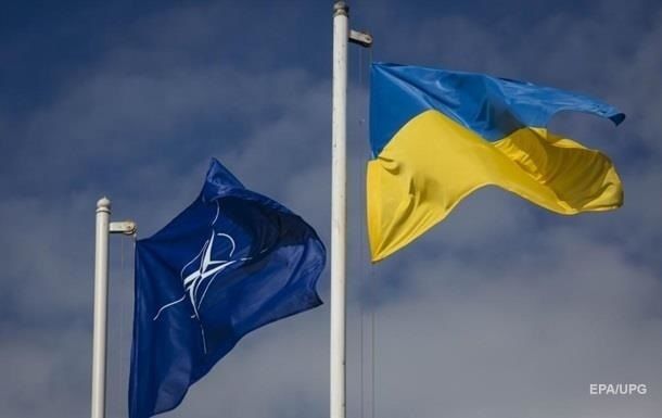 Большинство украинцев поддерживают вступление в НАТО.
