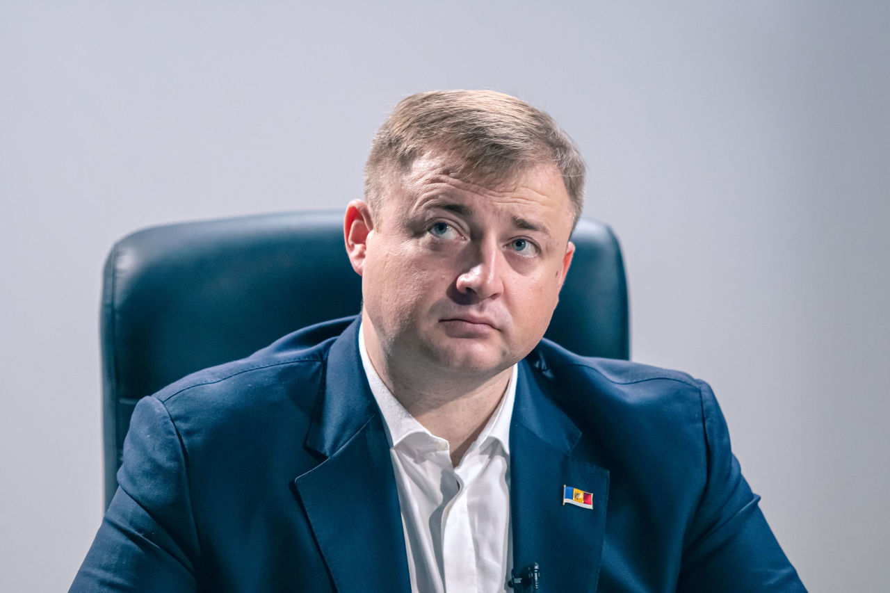 В декларации Кавкалюка указана подаренная вилла и зарплата в 3,5 млн.