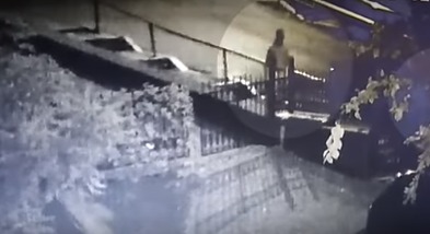 Бомбу заложила женщина.