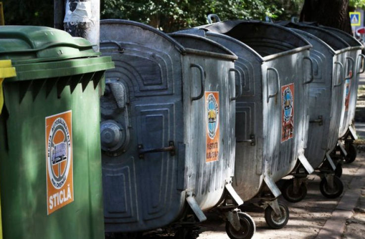 Statistică: Moldovenii aruncă tot mai mult gunoi