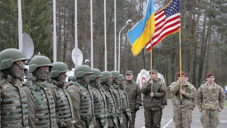 Рада разрешила допуск иностранных военных на Украину на время учений.