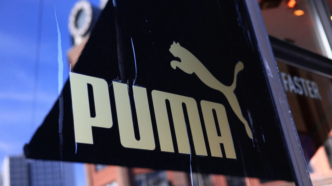 Acțiunile Puma scad pe fondul unor prognoze nefavorabile pentru 2025.
