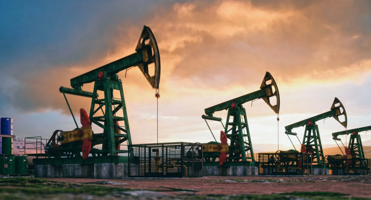 Нефть подешевела после тарифных угроз Вашингтона.