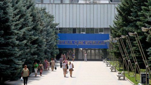 При этом долг РКБ по оплате медикаментов составляет 45 миллионов леев.