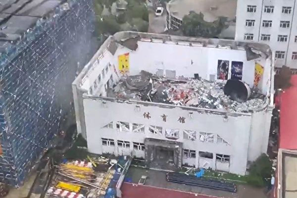 В Китае при обрушении потолка в школе погибли 10 человек