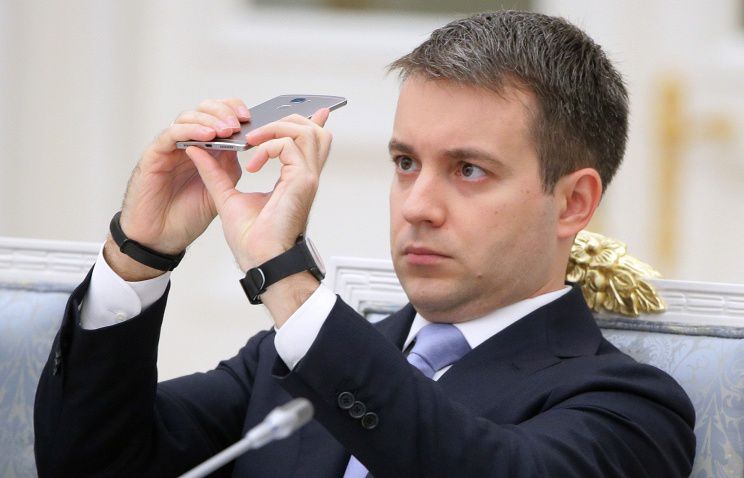 На странице министра был опубликован ряд фотографий, в том числе с турецким флагом и самолетом, с подписями на английском и турецком языках.