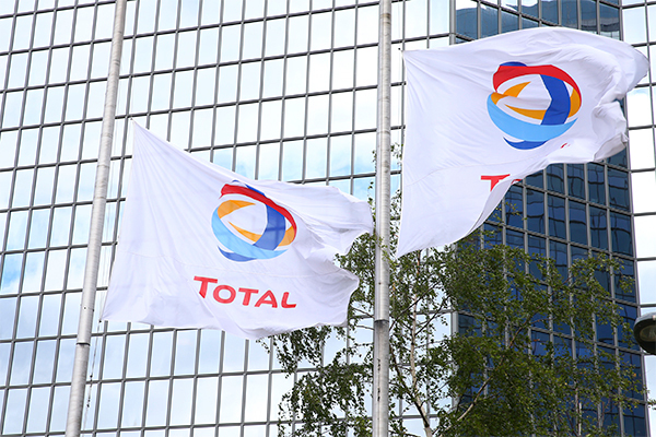 В связи с тем, что произошло, нужно знакомиться с новым руководством Total.