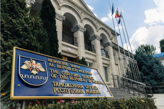 С начала года таможенная служба собрала в бюджет около 12 млрд леев. Фото: moldpres.md.
