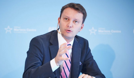 Евродепутат Зигфрид Мурешан.